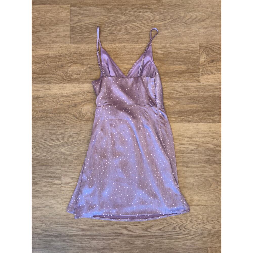 Lulu's Womens Missy Lavender Purple Polka Dot Satin Knotted Front Mini D… - Picture 7 of 7